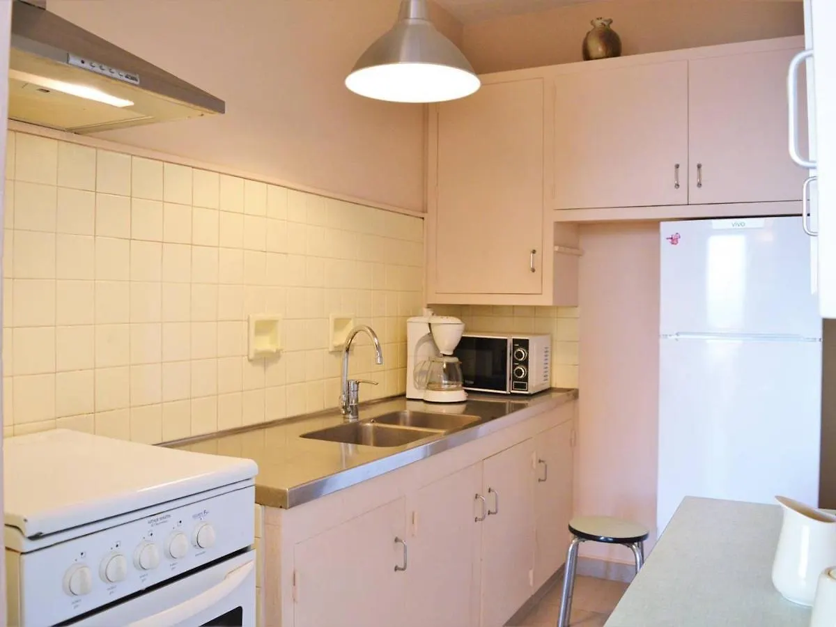 Appartement T2 Climatise, Terrasse, Plage A 3 Couchages - Fr-1-251-379 Le Lavandou 0*,