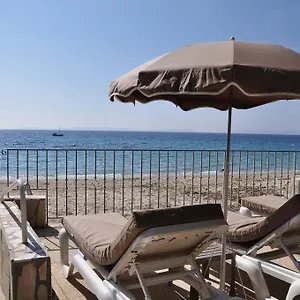 De La Hotel